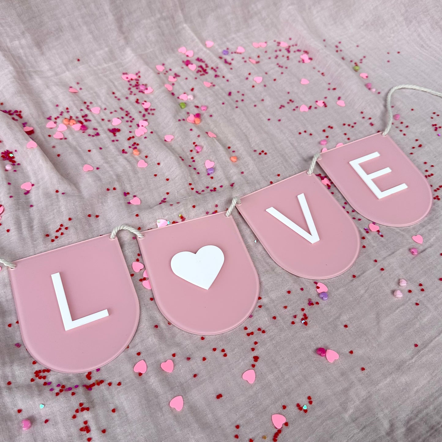 Valentine LOVE Garland